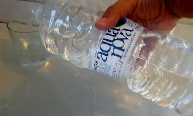 אקווה נובה שאתה רוצה למזוג מים